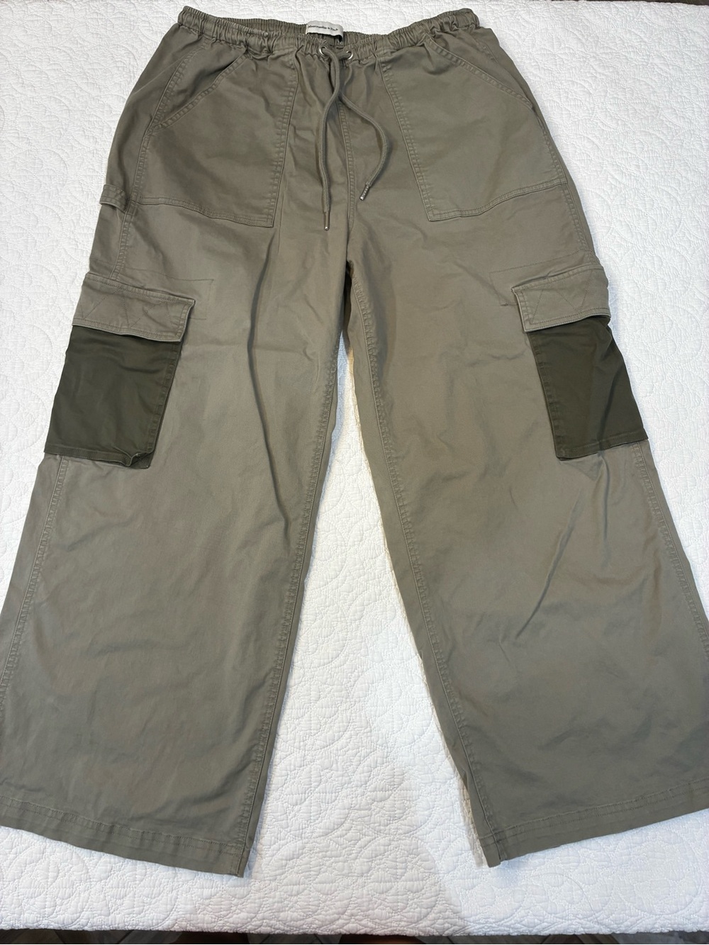 Abercrombie & Fitch Olive Green Utility Cargo Pants Y2K Women Drawstring L Short